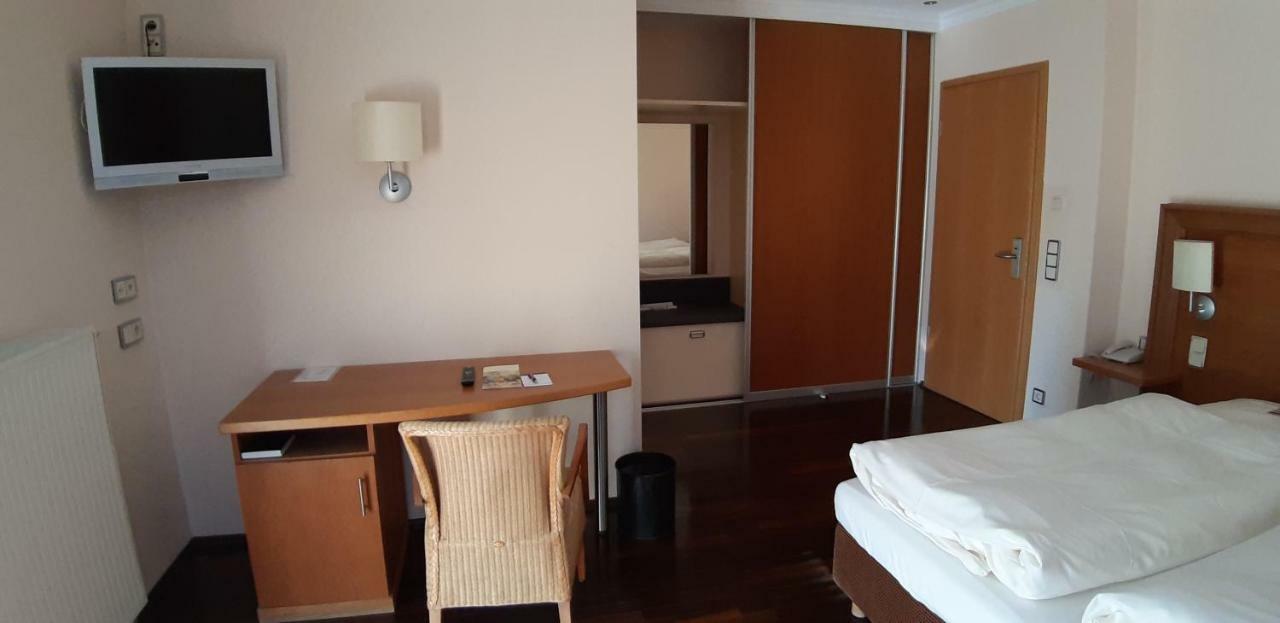 Hotel Rauch Ettringen  المظهر الخارجي الصورة